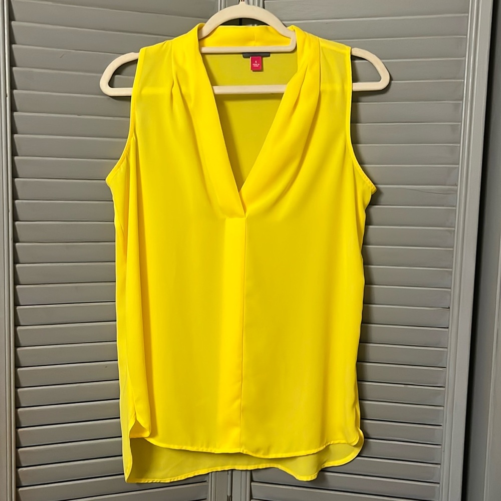 VINCE CAMUTO  Canary Yellow Sleeveless Pullover Blouse, V-Neck, Size S